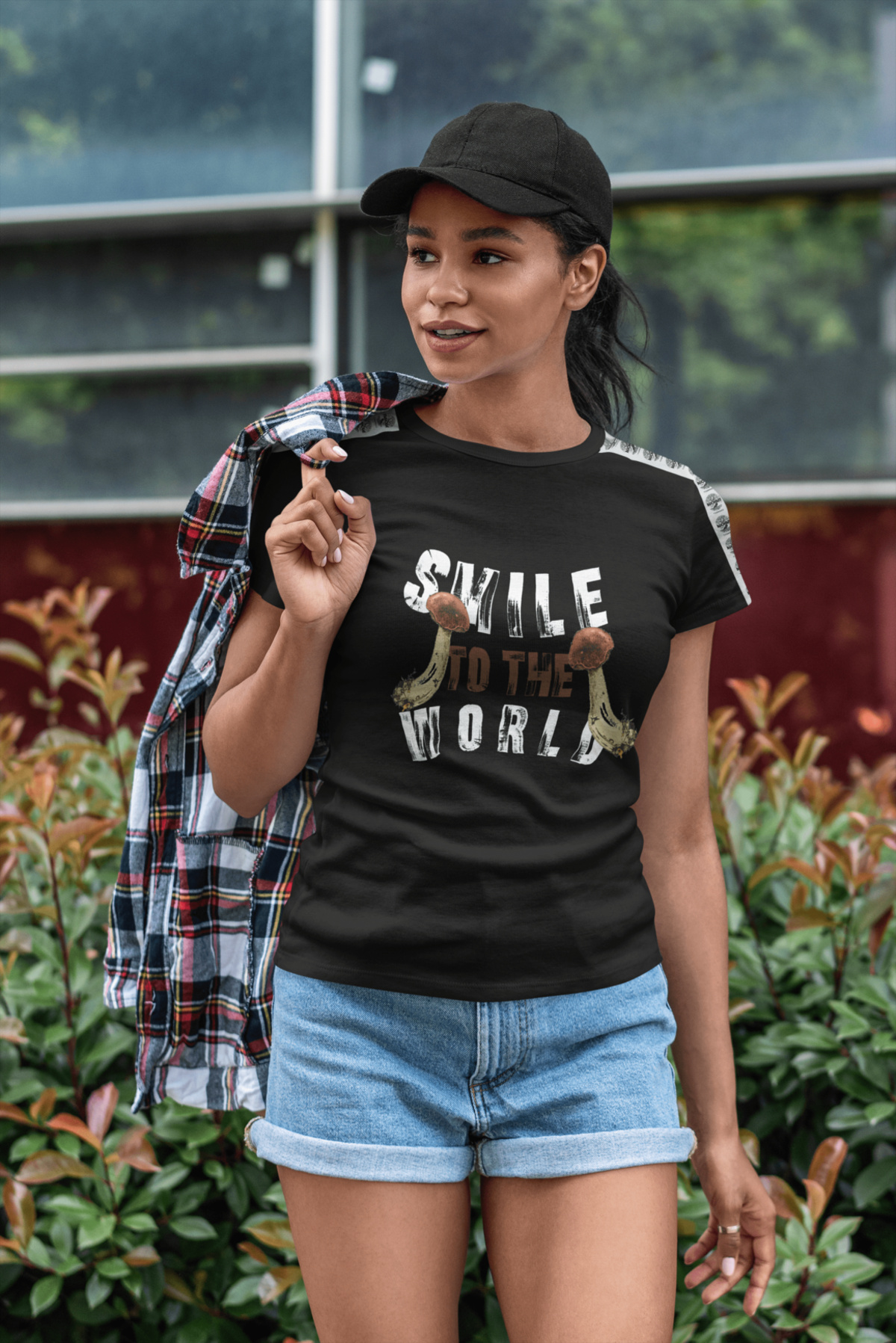 smile-to-the-world-black-print-short-b-min-1